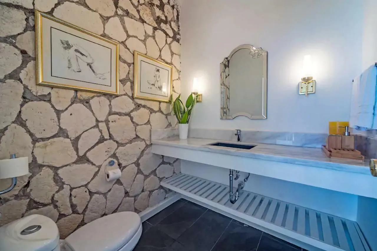 Villa Magnificent 5-Bedroom Estate Villa, Sleeps 12 Montego Bay Giamaica